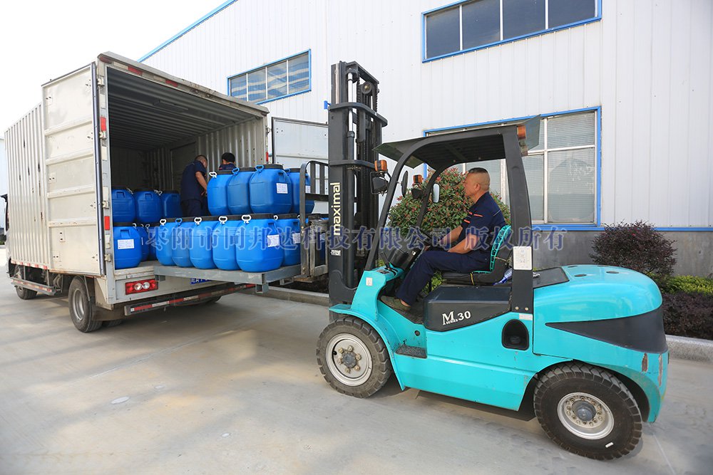 "同邦达"九月产销两旺      "双雪"牌电泳漆供不应求